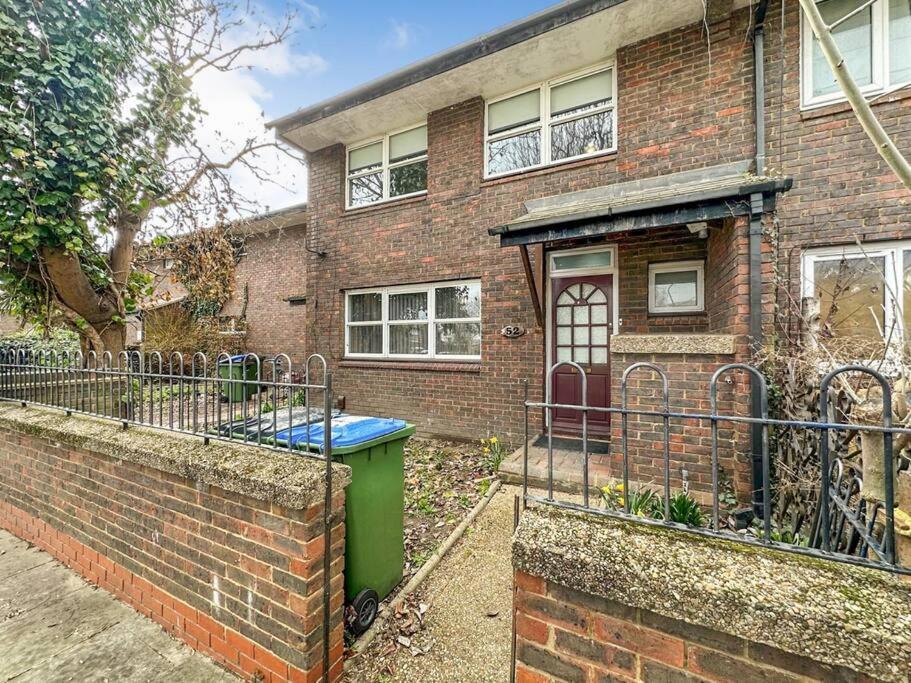 Newly Refurbished 3 Bed House Near London O2 Arena Villa Eksteriør bilde